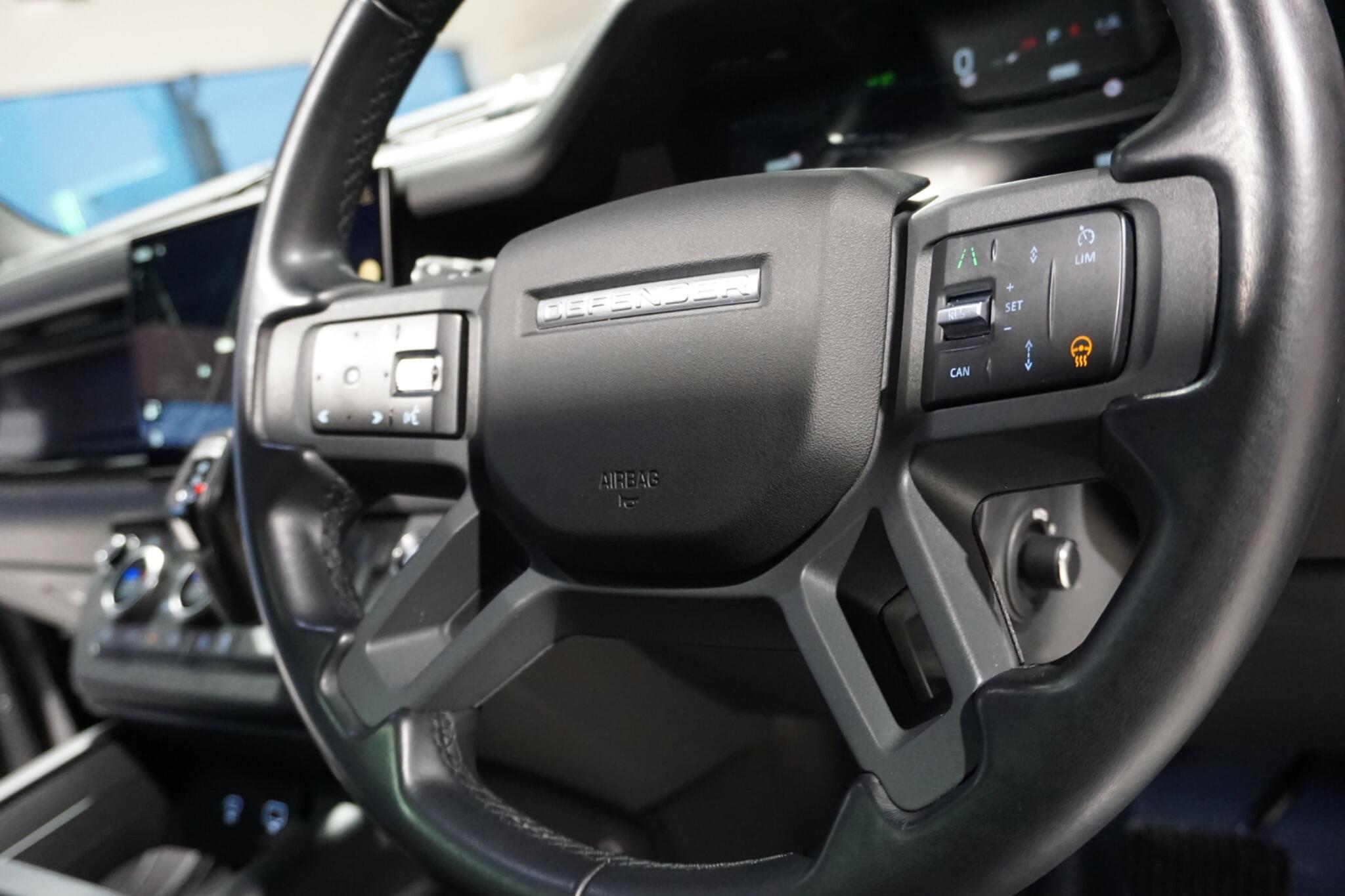 Land Rover Defender 110 3.0 D300 MHEV X-Dynamic HSE SUV 5dr Diesel Auto 4WD Euro 6 (s/s) (300 ps)